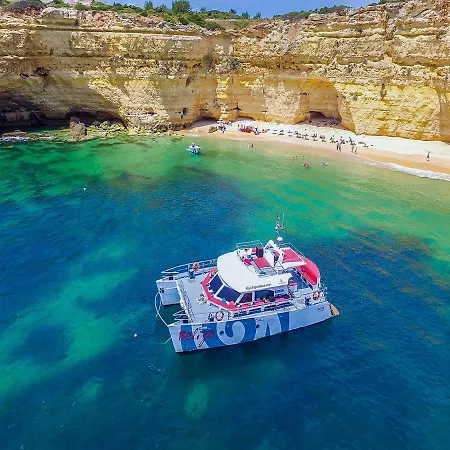 Luxury Apartment, 3 Min Walk To Beach, Albufeira جويا