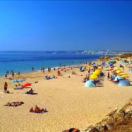 Luxury Apartment, 3 Min Walk To Beach, Albufeira جويا