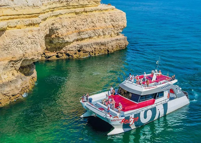 アパート Luxury Apartment, 3 Min Walk To Beach, Albufeira ギーア