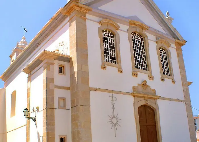 Luxury Apartment, 3 Min Walk To Beach, Albufeira アパート