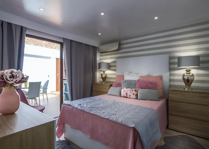 Luxury Apartment, 3 Min Walk To Beach, Albufeira 기아